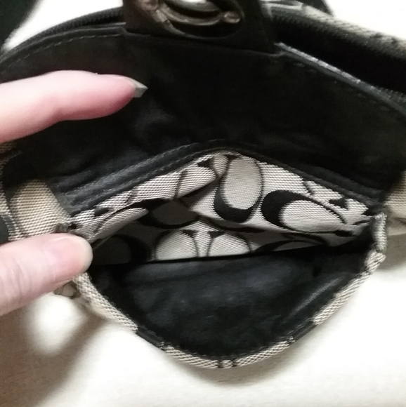 Authentic Coach Crossbody Purse - Picture 5 of 5